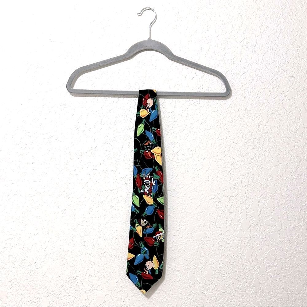 Looney tunes festive holiday tie
